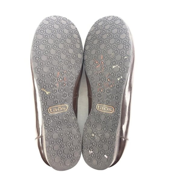 Taos Soulmates Shoes 6 Brown Patent Leather Hearts Loafer Slip On Womens - Picture 6 of 9